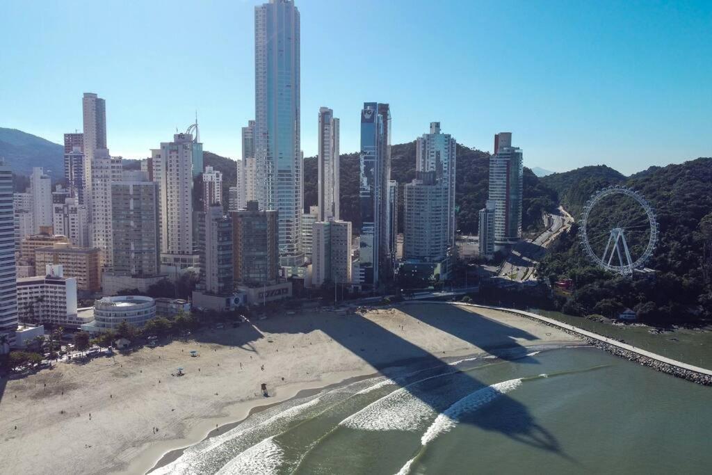Ap Balneario Camboriu - Proximo Roda Gigante エクステリア 写真